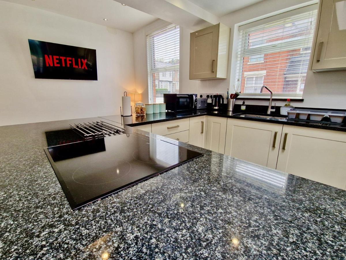Incredible Private Rooms All With Private Bathrooms In A Fully Serviced House Next To City Centre With Free Parking Ковентрі Екстер'єр фото